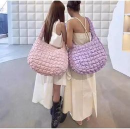 Nouveau sac nuage sac plié plissé des bulles plissées sacs d'épaule de boulette de grande capacité sac fourre-tout