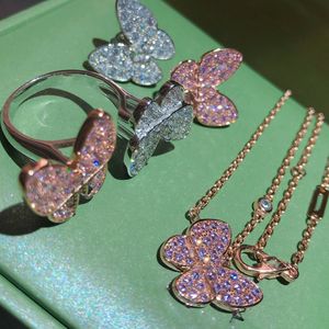 Nuevo collar de trébol joyería de diseñador dos colgantes de mariposa para mujeres rosa diamante esterlina Valentín Valentín Madres Joyas de boda Joya Al por mayor