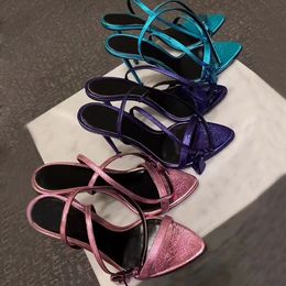 Nieuwe kleur met hangslot verfraaide sandalen metallic lederen enkelstreep stiletto sandaalavond puntige schoenen 105 mm dames hakken luxe ontwerpers kleding schoenen met doos