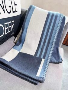Canapé de maison épais, nouvelles couleurs, bonne qualité, couverture luxueuse en laine H bleue de styliste, grande taille, meilleure vente, 2023