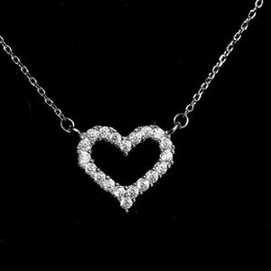 Nieuwe beknopte stijl zilveren ketting vol diamant liefde vrouwelijk zirkoon hanger één ketting kort sleutelbeen b3xx
