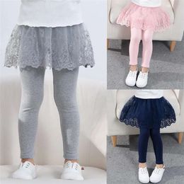 Nuevo algodón Baby Girl Leggings Lace Princess Skirt Pants Spring Autumn Children Slim Skirt Baros por 2-7 años Ropa para niños L2405
