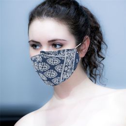 Nueva máscara de algodón con estampado de hilo tridimensional protectora a prueba de polvo anti-smog máscaras de tres capas lavadas
