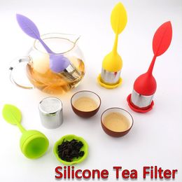 Nuevos coladores de tetera creativos Infusor de cuchara de té de silicona con hojas de grado alimenticio Forma 304 Infusores de acero inoxidable Filtro de filtro Tapa de hoja difusa