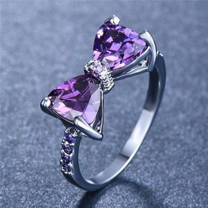 Nuevo Crystal Rhinestone Bowknot Ring Anillos de boda femeninos Purple Gemstone Knuckle Finger Band Imitación Diamond Lady Designer Jewelry Finding