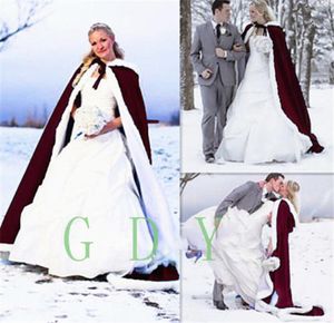 Nieuw op maat gemaakt mode Satin Cape Cloak Medieval Renaissance Wedding Bridal Wraps Hoge kwaliteit Cheap6361576