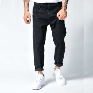 Nouveau pantalon pour hommes avec des manches droites et des jeans à ajustement slim noir tendance pour les hommes M513 50