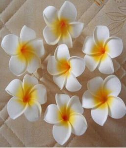 Nieuw ontwerp 2 Quot 5cm Hawaii PE Plumeria Flower Tropical Frangipani Foam Flower voor hoofddeksels 100pcs Lot7491962