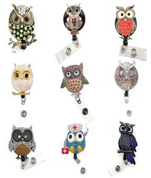 Nouveau design 9 styles Hingestone Animal Owl Shape Id Carte Solder Rettracable Infirmed Badge Reel With Clip6545165