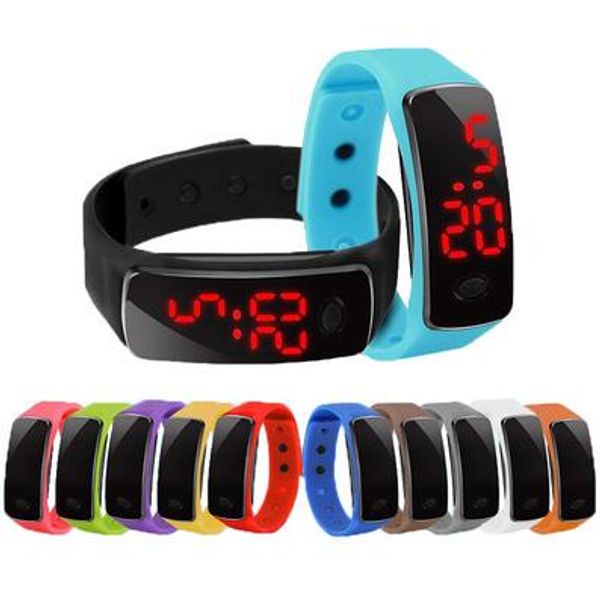 Diseño de estudiante Caucho LED Pulsera de silicona relojes Moda colorida Mujer Hombre Deportes táctil Reloj digital con pulseras de banda de caramelo