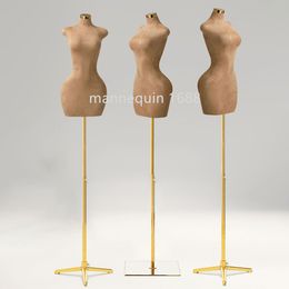 Nouveau design europ￩en et am￩ricain fat mannequin plus taille femelle mannequins mi-v￪tements de corps affiche les grandes hanches