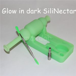 NIEUW ONTWIKKELIJKHAAK HUWLEAH Glow in Dark Silicone Nectar Bong Set met Ti Nail en Dabber Tool Pet Box Packing Long Silicone Pipe Rooking Hookahs