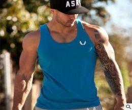 NIEUWE Design Gyms Clothing Bodybuilding Tank Top Men Fitness Singlet Mouwlelles Shirt Cotton Muscle Guys Brand Underhirt For Boy VE4138308