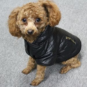 Nouveau design en cuir vêtements de chien d'hiver détachable deux pièces ensemble manteau de chien veste chaude quatre jambes à capuche vêtements de chien vêtements pour animaux de compagnie239r