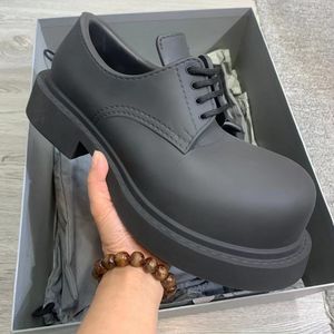 Nieuw design heren derbyschoenen grote ronde neus dikke zool EVA casual schoenen straat luxe designer schoenen