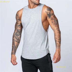 Nuevo diseño Muscle Fit Plain en blanco sin mangas de ejercicio Sportswear 100% Cotton Tank Top para hombres Gimnasio Tapa de tanques para hombres Vest Músculo Maneveless Sportswear 892