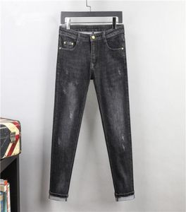 Nieuwe ontwerpstijl Heren Slimleg Jeans Designer Jeans Lichtgewicht AM Heren Casual Solid Classic Rechte Denim Designer Jeans Size 293296127