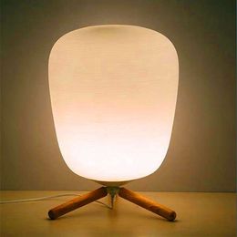 Nuevo diseño Ultra moderno Mini pantalla de vidrio esmerilado de moda y lámpara de mesa de estudio de textura de soporte de madera con fuente de luz enchufe de EE. UU.