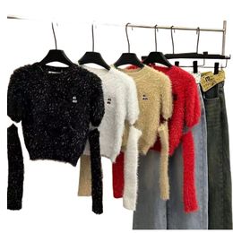 Neues Design für Damen aus Mohair-Wolle mit O-Ausschnitt, Logo-Buchstaben-Stickerei, Lurex-Patch, Shinny-Bling-Weihnachts- und Neujahrspullover in Rot
