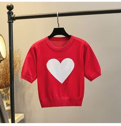 Nuevo diseño de cuello redondo para mujer, manga corta, patrón de corazón de amor, camiseta de punto, camisetas de talla grande SML