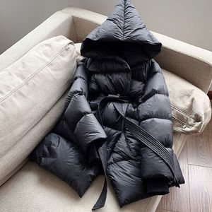 Nieuw ontwerp dames massieve kleur warme dikkeling witte eend naar beneden sjoggen medium lange parka jas sms