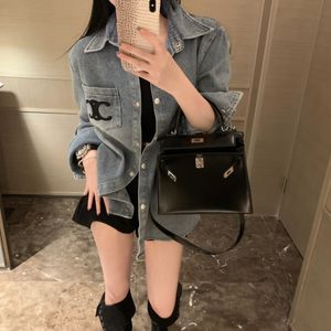 Nouveau design pour femmes Turn Down Collar Loose Line Long Marive Jacket Denim Jacket Femmes Vestes Spring Summer Casual Shirt Letters Show High Taist Jirt Tempérament en deux pièces