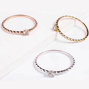 Nieuw ontwerp Womens Crystal Ring Rose Vergulde Sieraden Ringen Verlovingsringen voor Vrouwen Gratis verzending