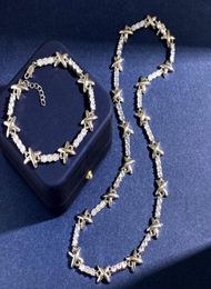 Nuevo collar colgante diseñado cobre 18k metal brillante de metal brillante x letras micro inslayes diamantes de lujo pulsador de pulsera de mujeres de lujo Cou44391859