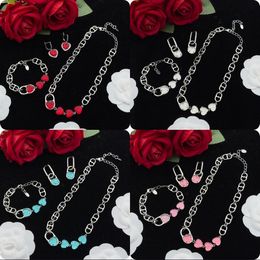 Nouveau conçu rose émail amour collier bracelet femmes mariage dopamine bleu diamant coeur pendentif oreille boucle d'oreille concepteur bijoux approvisionnement