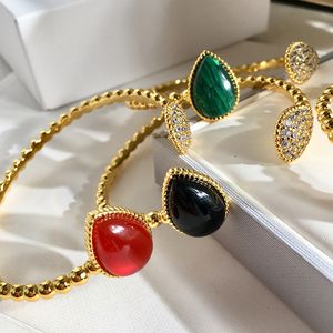 Nouveau design T lettre plein diamants goutte d'eau coloré pierres précieuses Bracelet en métal brillant Bracelets bijoux de créateur T7008