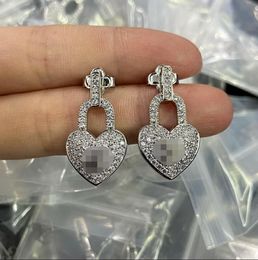 Nieuw ontworpen vrouwen Silver Dangle love Earring V Letter met diamanten Messing 18K Gold plating dames Oorbellen studs Designer Sieraden LE-1w