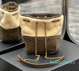 Nouveau Designer 19cm mini sacs seau en laine d'agneau sac à bandoulière en cuir véritable lettre dorée y sacs à bandoulière chaîne de mode pour femmes sac à main sac à main cartable