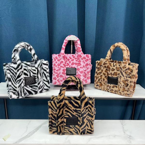 Nouveau sac de créateur de luxe femmes sacs à bandoulière sac à main Designer bandoulière portefeuille femme sacs à main 2022 topquality haute capacité imprimé léopard sac à provisions en peluche