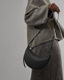 Sac de créateur d'épaule Sac à bandoulière pour femmes Black Brown Cowhide Crescent Sac Hobo Bouche d'épaule en cuir authentique Sac de qualité de qualité Classic Sac avec boîte avec boîte