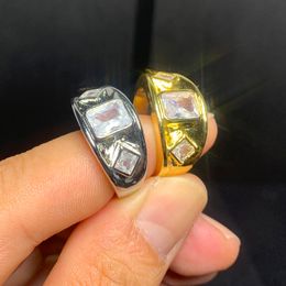 Nieuwe Designer Bezel Set Vierkante Zirkonia Vinger Ring Hoge Kwaliteit Verharde Zirkoon Hip Hop Vrouwen Mannen Ring voor Bruiloft sieraden Groothandel