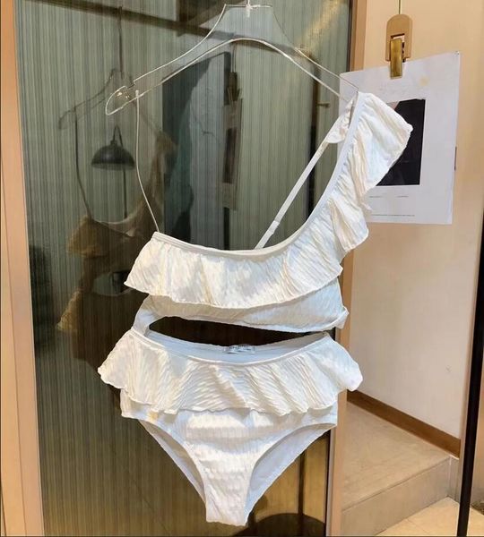 Nowy designerski strój kąpielowy bikini dla kobiet, mały zapach, seksowny strój kąpielowy dla kobiet, list bez pleców, wielobarwny letni strój kąpielowy na plażę