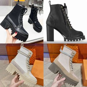 Nuevas botas de diseñador Mujer Martin Desert Boot Tacones altos Botines con estampado vintage Bota de cuero Moda clásica Zapatos al aire libre con caja 480