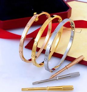 Nieuwe designer armband mode luxe armband klassieke titanium stalen emailarmband, gouden armband, heren diamantarmband niet vervagende schroevendraaier nagelarmband