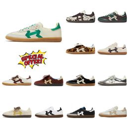 Nouveau designer Chaussures décontractées pour hommes, femmes Végétarien Ad Special Chaussures Handball Men de baskets pour hommes Sneakers Femme 36-45