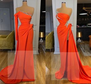 Nouveau Designer Simple Élégant Orange Robes De Soirée Sans Bretelles Plus La Taille Balayage Train Robes Formelles De Bal Porter Robe De Novia Robes