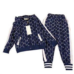 Nieuwe Designer Kledingsets voor kinderen Fall Winter Boys and Girls Sports Sets Baby Baby Lange Mouw Kleding Kinder Sets Sets van 90cm-160 cm A37