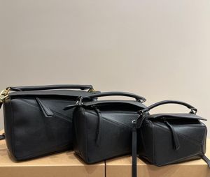 Nouveau créateur de sacs à main en cuir authentique sac d'épaule seau de seau de femme sacs de puzzle de puzzle de bottes crossbody mini géométrie carrée de contraste de couleur portefeuille