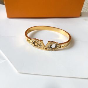 Nouveau bracelet cadeau de créateur en argent 925, bracelet de luxe vintage, bijoux d'amour pour fille d'automne avec logo correct, en acier inoxydable, sans décoloration, de haute qualité