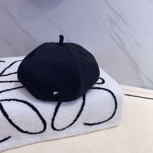 nouveaux chapeaux de créateurs pour hommes chapeaux ajustés hommes casquette chapeaux designers femmes nouveau chapeau décontracté classique nouveau triangle mode béret confortable