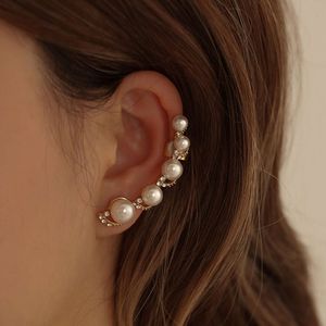 Nieuwe designer sieraden accessoires modieuze en veelzijdige gepersonaliseerde parelbooroorringen oorclips cz studs sterling zilver 925 oors voor vrouwen