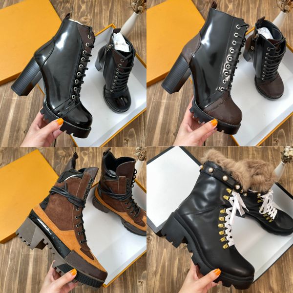 Nuevo diseñador Laureate Mujeres Botas Flamingos Love Arrow Medal Martin Boot Invierno Cuero genuino Grueso Zapatos de tacón alto Luxury Desert Chunky