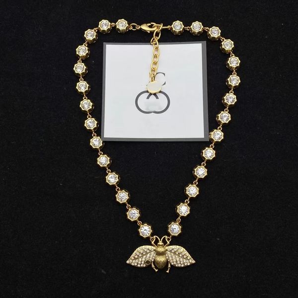 Nouveau designer bijoux de luxe animal abeille forme encart rond gâteau strass Laiton matériel artistique rétro tempérament ensemble de bijoux femmes