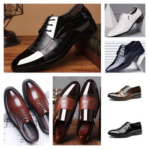 Nouveau créateur de luxe en cuir multi-style hommes chaussures décontractées blanches noires, robe d'affaires de grande taille
