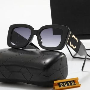 Nouveau designer Belles lunettes de soleil pour femmes canal lunettes de soleil pour hommes avec lunettes larges avec ruban adhésif cadre carré lunettes de soleil polarisées d'été avec boîte