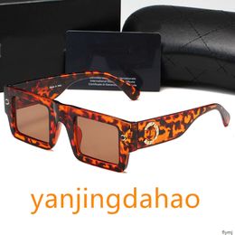 NOUVEAU CHIP des lunettes de soleil carrées polarisées pour hommes et femmes UV Retro Retro Casual Eyewear avec boîte-cadeau